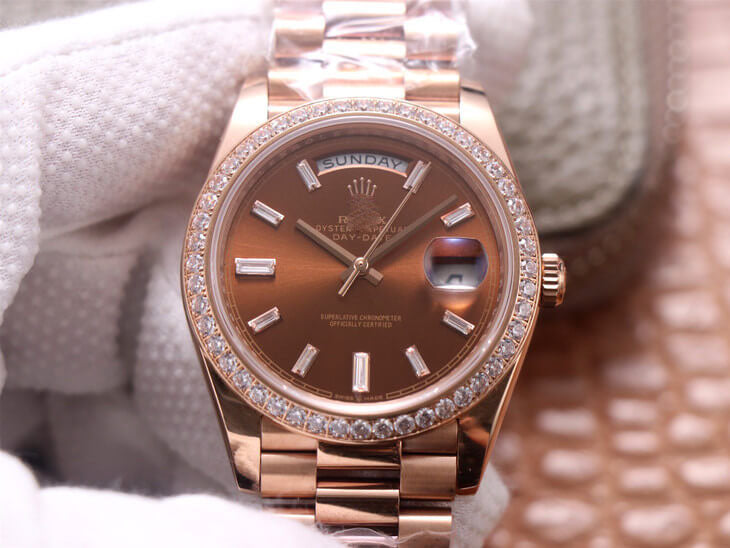 DAY DATE M228345RBR-0006 EW FACTORY BROWN DIAL