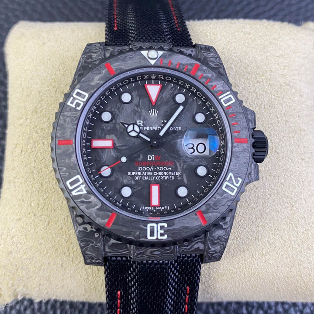 SUBMARINER VS FACTORY CARBON FIBER